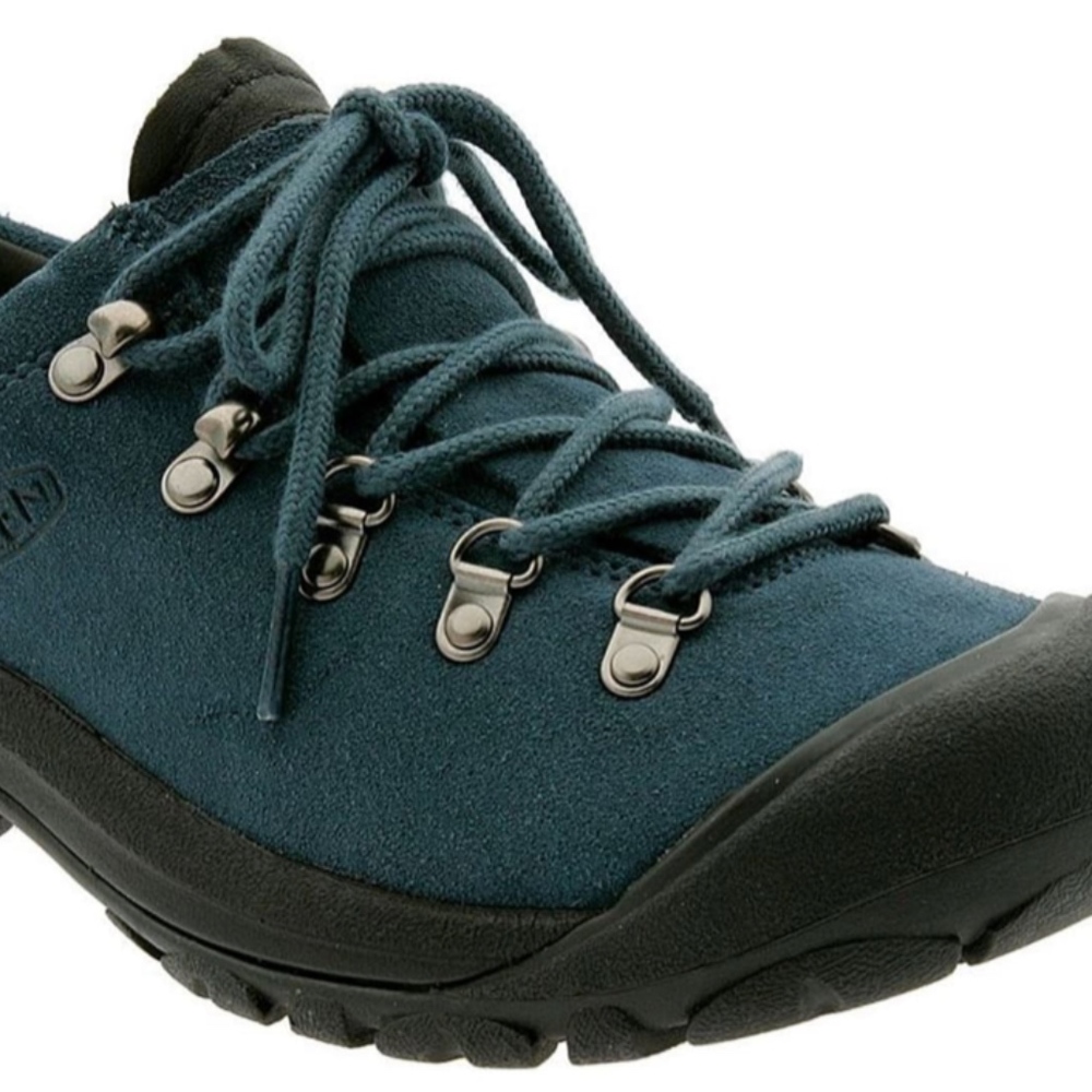Keen Women's Cortina shoe.